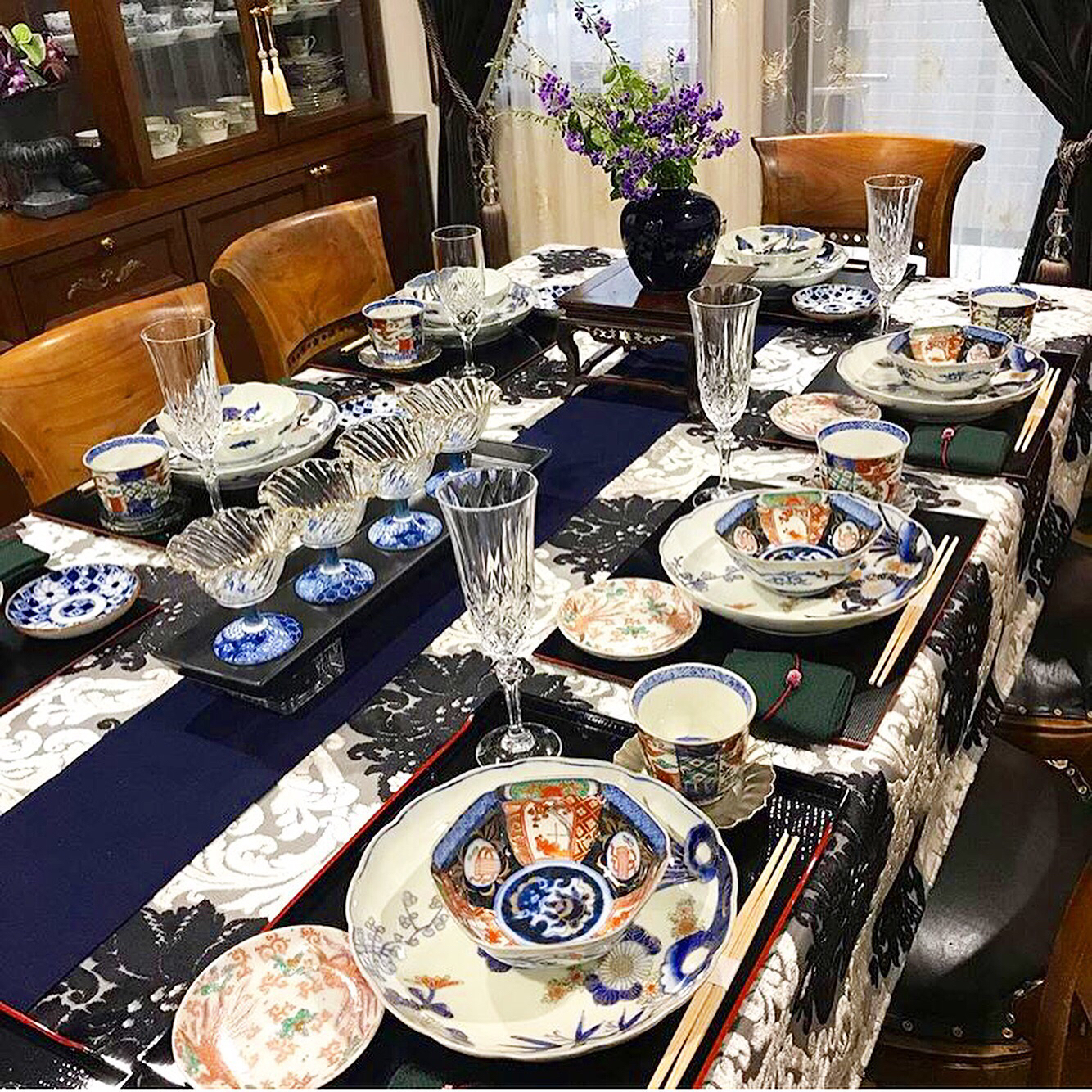 こっとううんちく【現代の食卓に馴染む古伊万里】 | 掛け軸や骨董品の